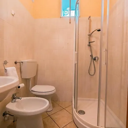 Apartment Le Ortensie Paesana